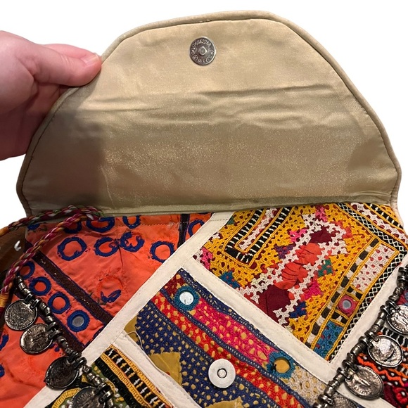 Noonday Multi Colored Clutch Purse Cloth - Picture 7 of 9